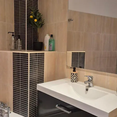 Chez Anton Διαμέρισμα Μπερζεράκ